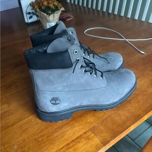 Timberland Men's Charcoal and Black Nubuck Boots